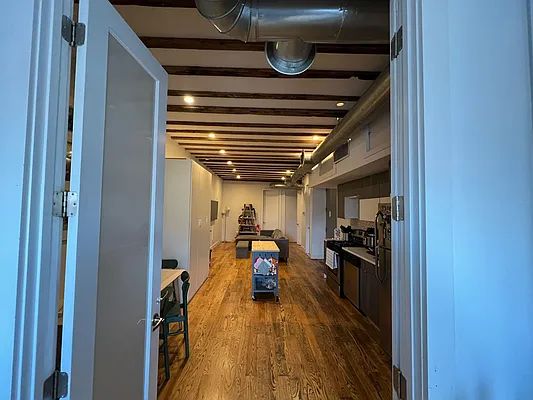 Rented by TorsX Inc | media 8