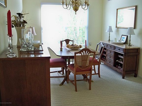 5th image of 1605 Wisteria Ct