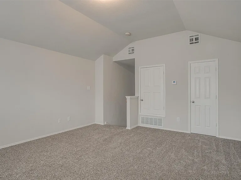 6000 Stirrup Iron Dr — Photo 25