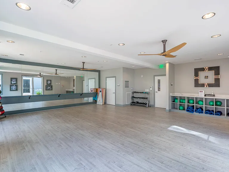 Everleigh Cool Springs 55+ Active Adult Apartment Homes — Photo 17