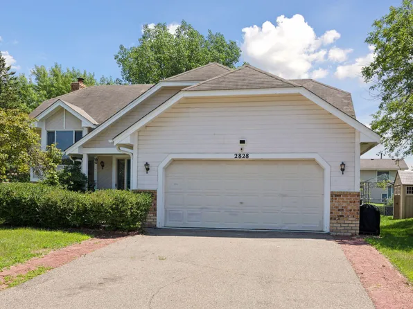 2828 Westcliffe Dr, Burnsville, MN 55306