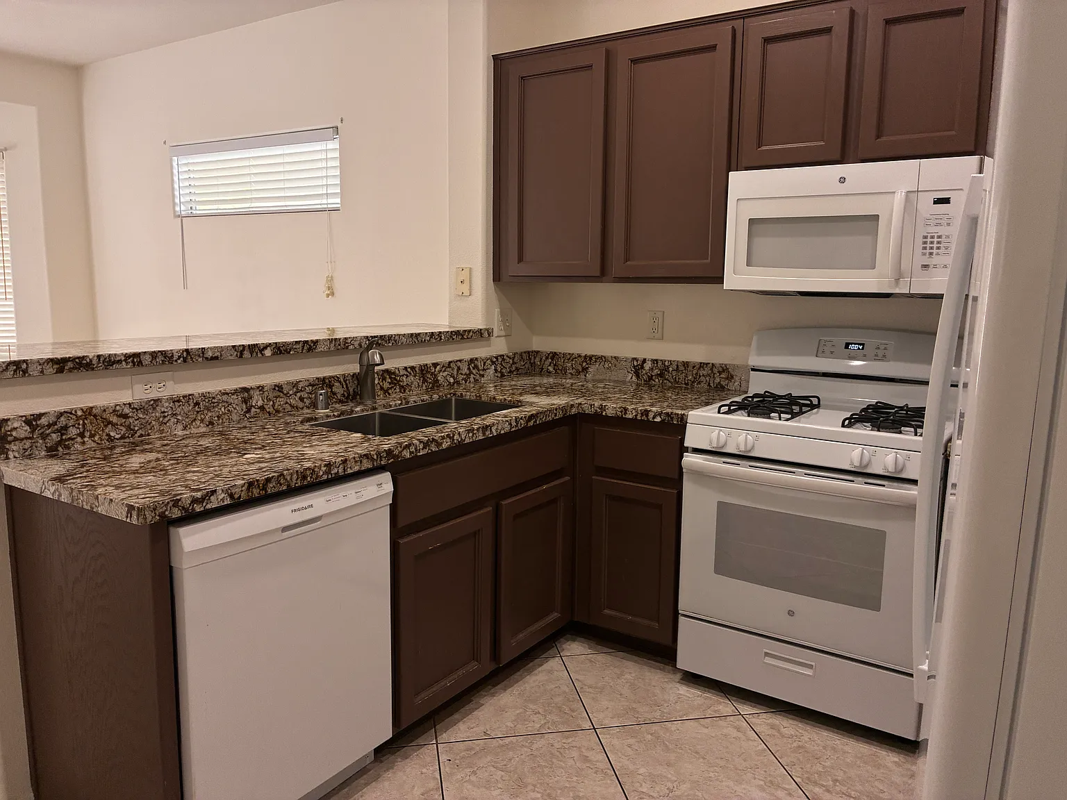 Sun City Anthem - 2581 Leighton Ave NV — Photo 2