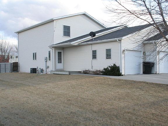 2nd image of 775 Kirkwood Dr