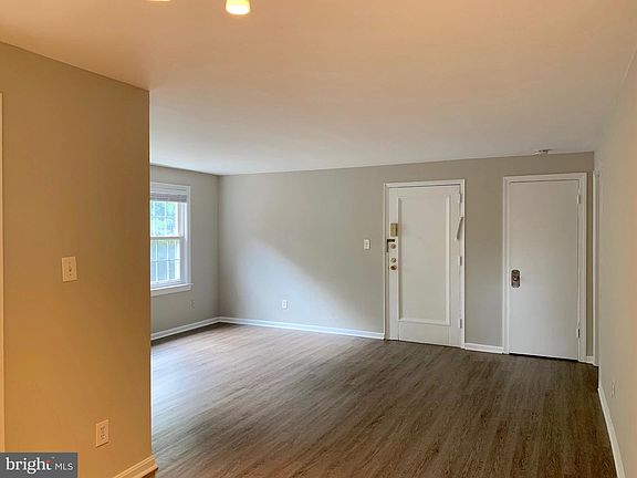 2nd image of 5007 10th St S APT 4