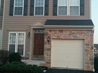 304 Maple Dr, Hanover, PA 17331