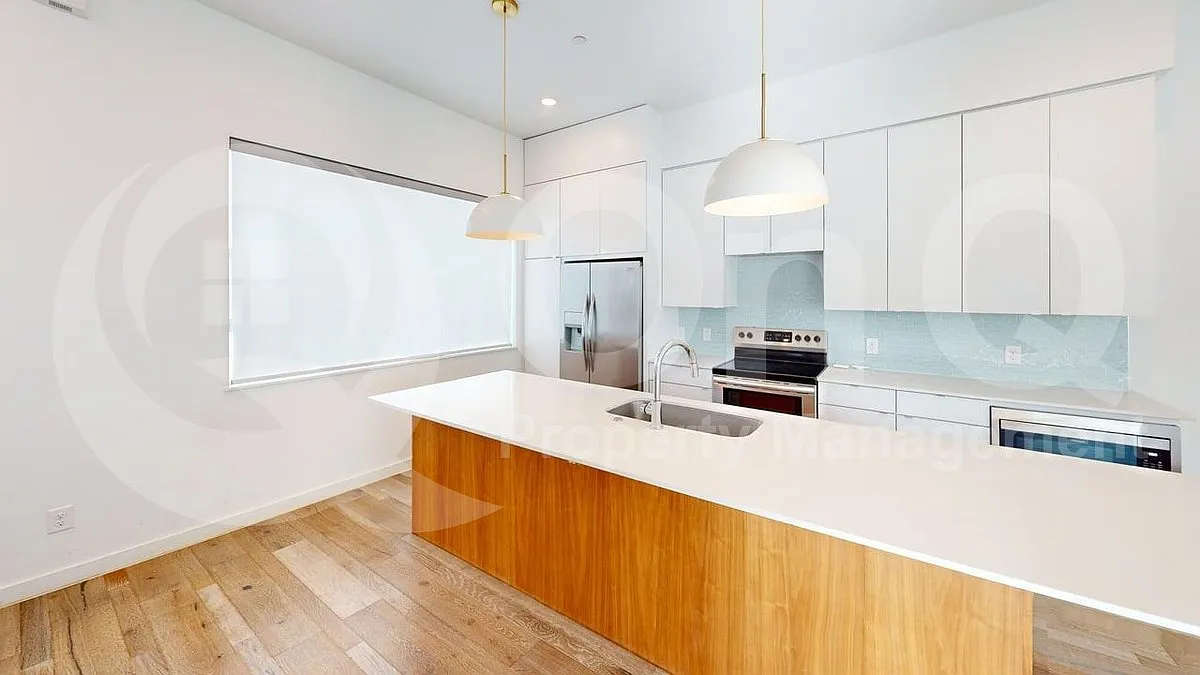 2 bed, 2.0 bath, 1529 sqft, $2,899 — Photo 4