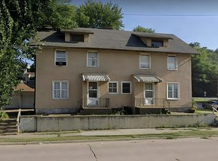 2214-2216 7th Ave, Moline, IL