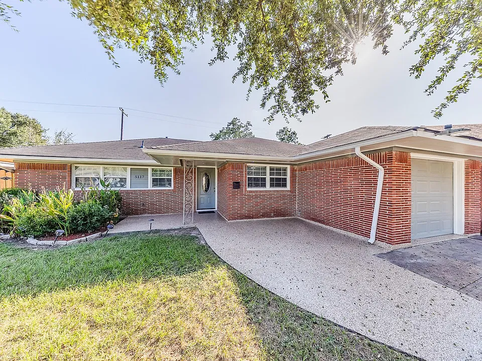 5117 Nina Lee Ln