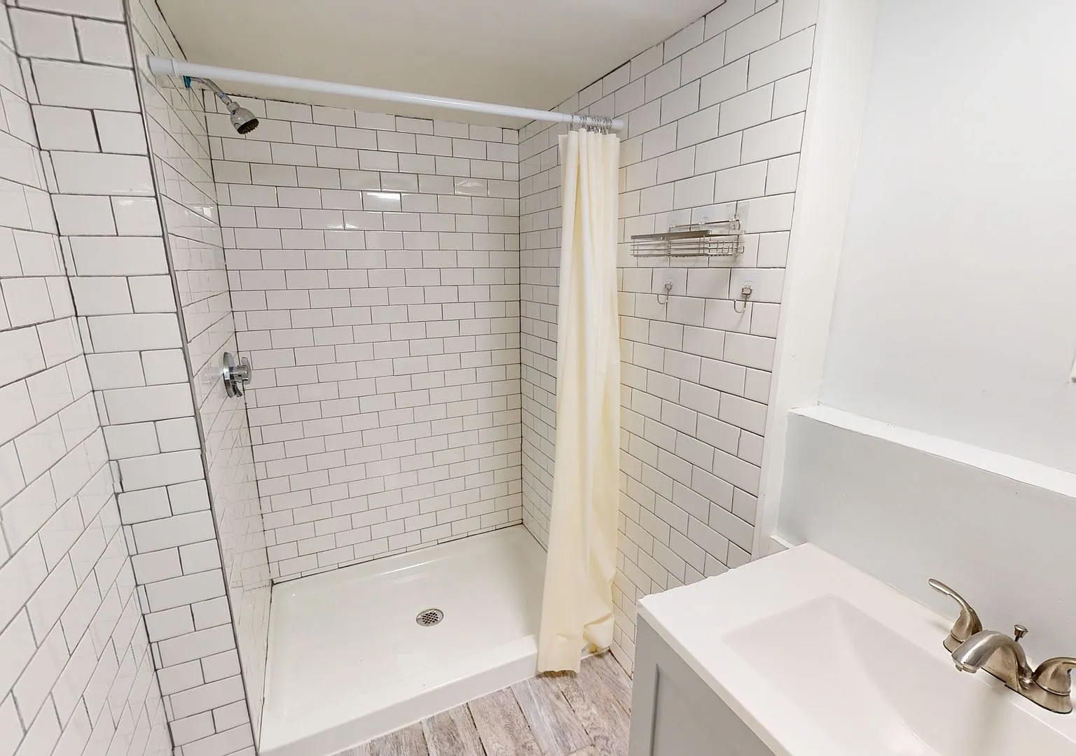 Private Room Rental on Prospect Hill with Parking & Laundry — Photo 4