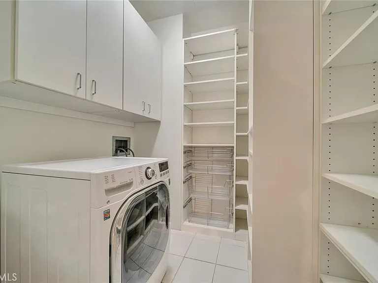 801 S Grand Ave #1305 — Photo 10