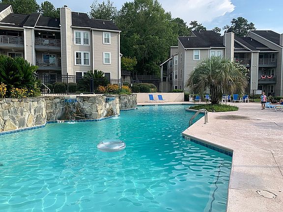 5th image of 333 Eastside Dr APT 58