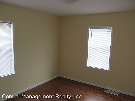 5th image of 1413 Mishawaka Ave