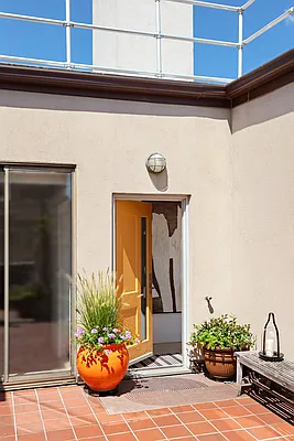 Outdoor, photo 1