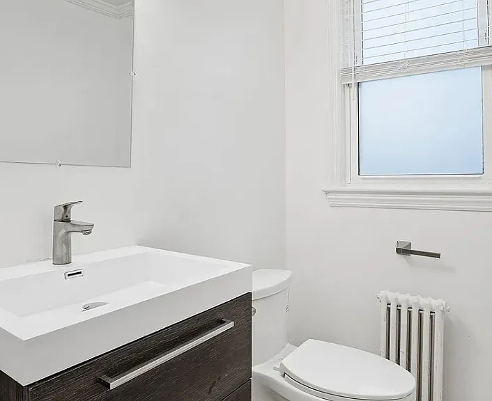 742 Congress St SE — Photo 9