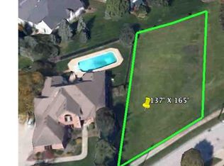 22380 Sunnyhill Dr, Rocky river, OH 44116