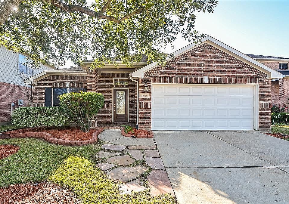 1st image of 24643 Hampton Lakes Dr