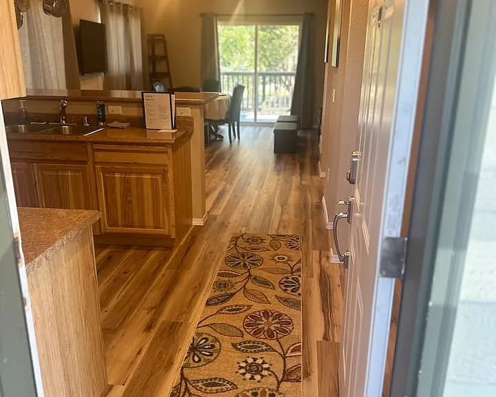 2305 Mount Ave #201 — Photo 1