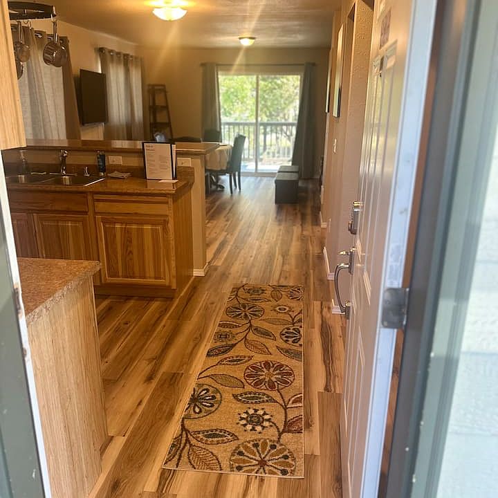 1st image of 2305 Mount Ave #201
