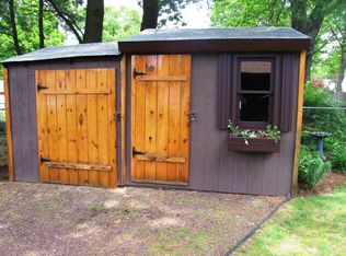 63 Pine Acre Rd, Springfield, MA 01129