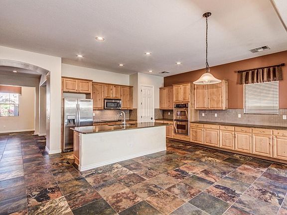 4th image of 2687 E Aloe Pl