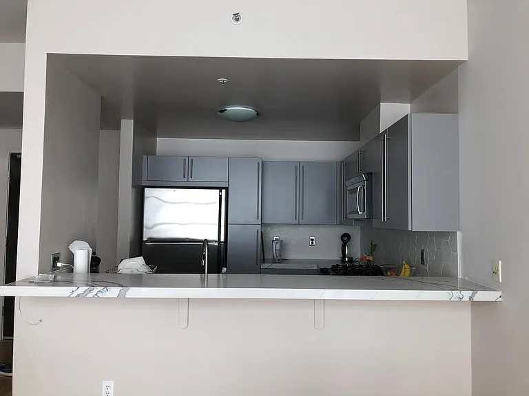 1600 Webster St #103 — Photo 8