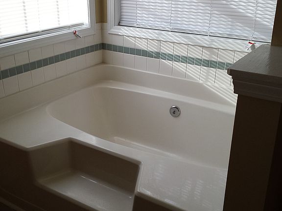 5th image of 2570 Avalon Pl