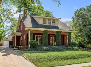 226 McDowell Rd, Lexington, KY 40502