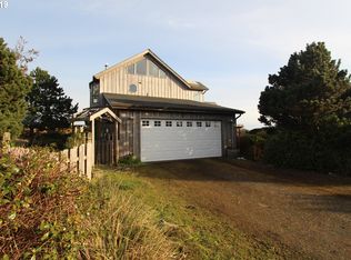 1315 Strawberry Dr, Bandon, OR 97411