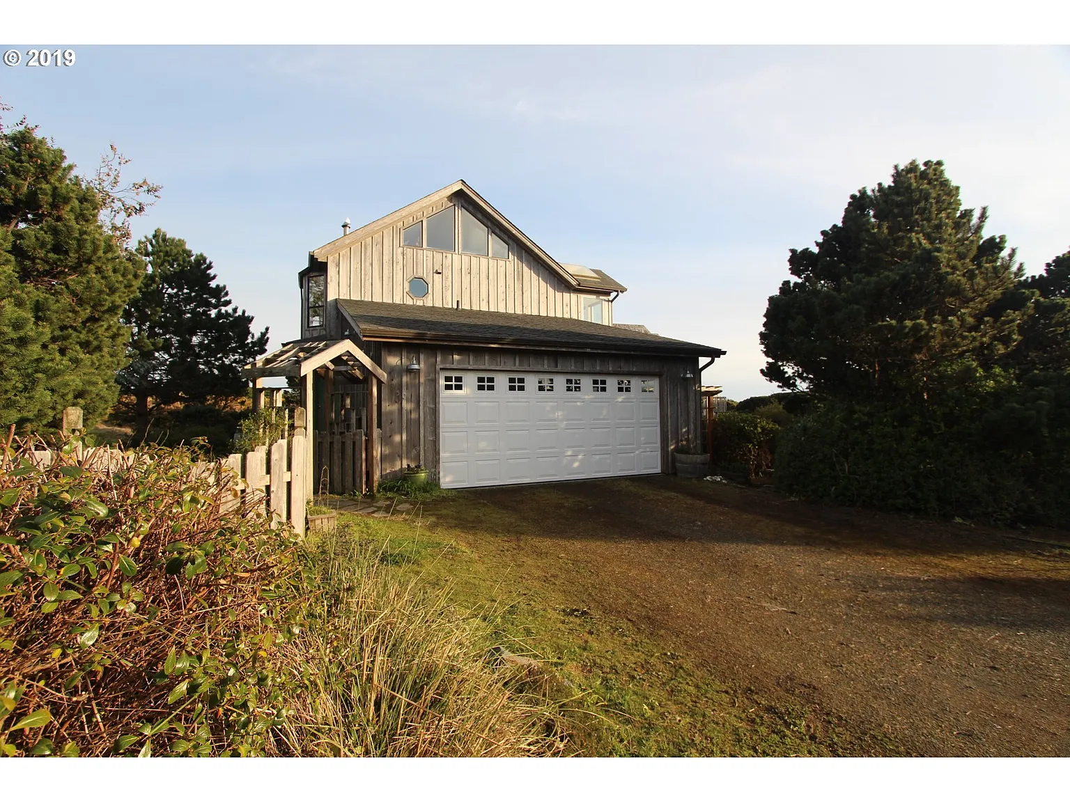 1315 Strawberry Dr photo 1