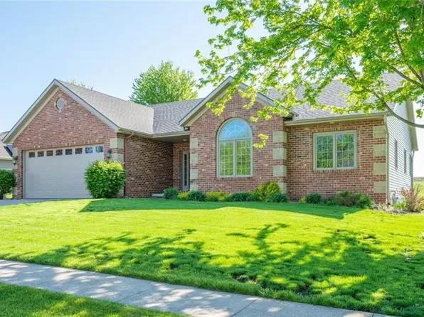 504 E 28th St S, Newton, IA 50208