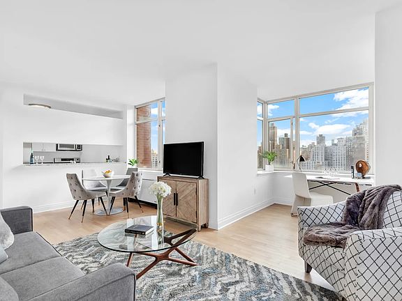 2nd image of 1760 2nd Ave APT 19C
