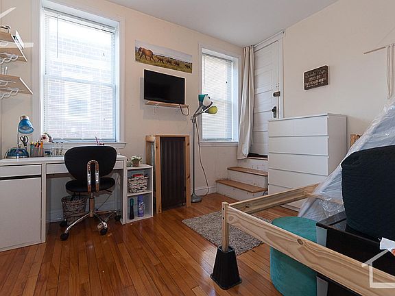 4th image of 66 Egmont St APT 006