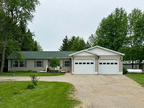 4535 N 68th Ave, Hart, MI 49420