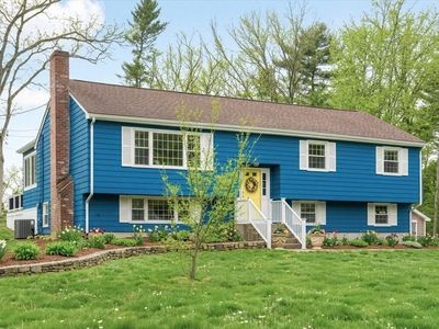 30 Snyder Rd, Medfield, MA, 02052