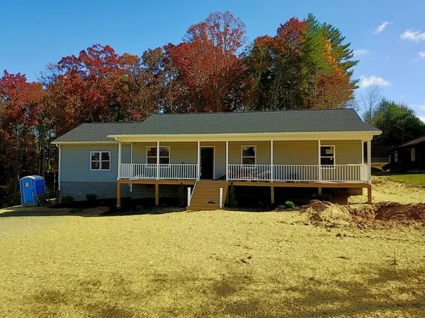 134 Lonesome Dove, Galax, VA 24333