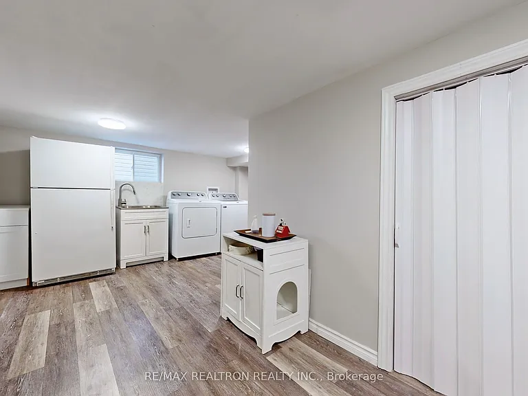 14 Myrtle Ave — Photo 25