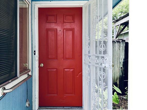 4th image of 1123 W Hutchins Pl