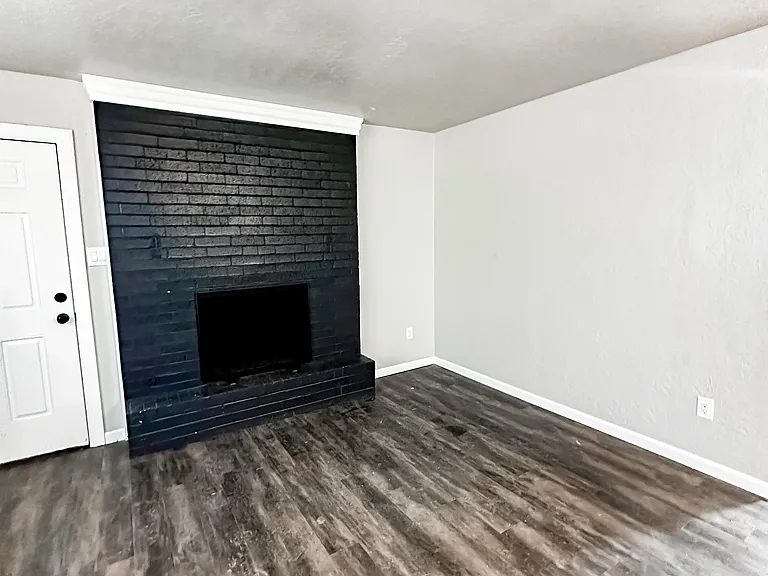 4710 NW Motif Manor Blvd #B — Photo 8