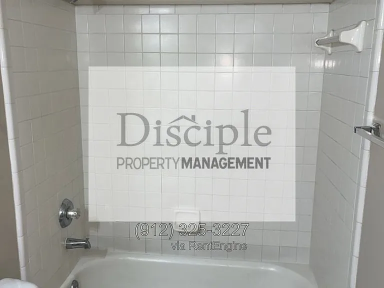 22 E Dubois St #7B — Photo 17
