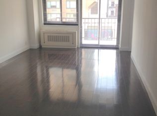 200 E 82nd St APT 4C, New York, NY 10028