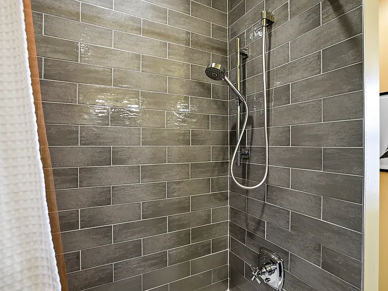 9000 Monaco St #8 — Photo 94