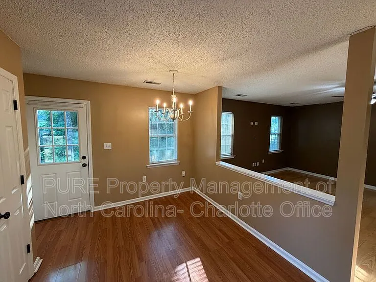 6606 1st Ave — Photo 8
