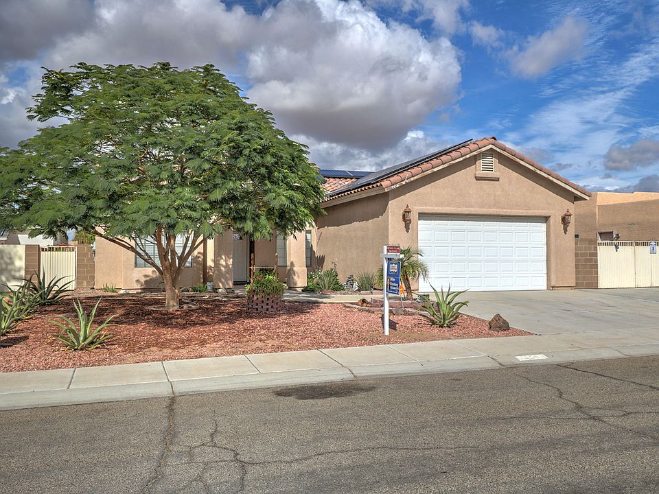 1st image of 10602 E 38th Pl