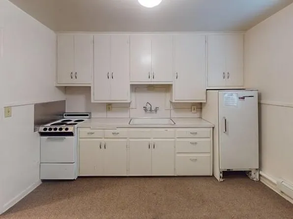 1119 E Thayer Ave #3, Bismarck, ND 58501