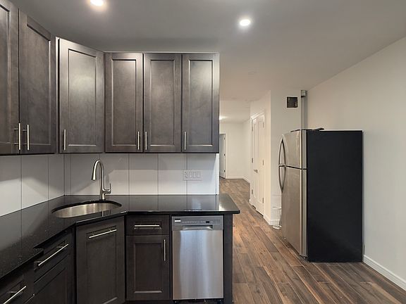 5th image of 729 6th Ave APT 2L