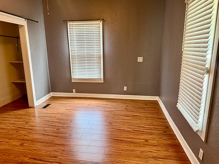 704 McCaslin Ave — Photo 11