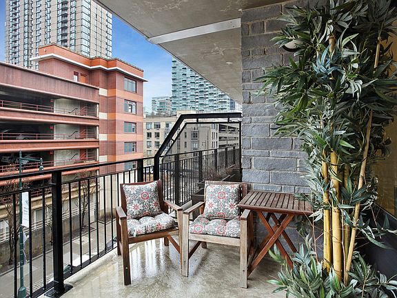 4th image of 48-21 5th St #4K