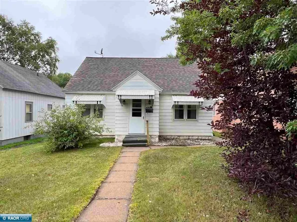 1107 Douglas Ave, Eveleth, MN 55734