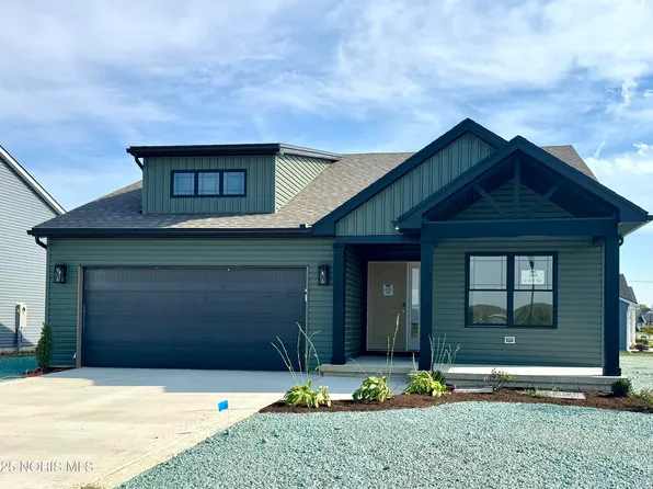 1304 Limerick Ln, Waterville, OH 43566