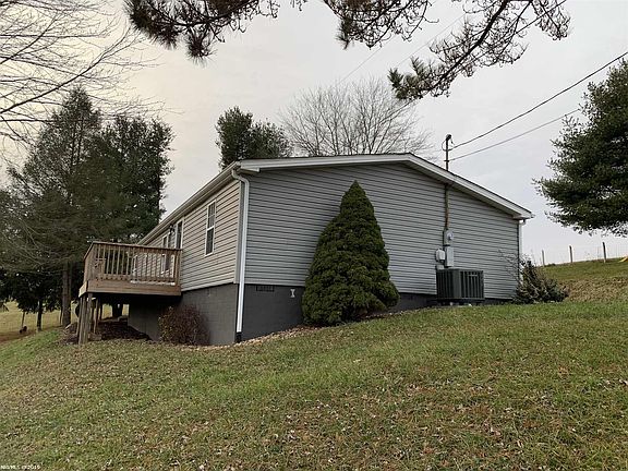 4th image of 1090 Murray St NE